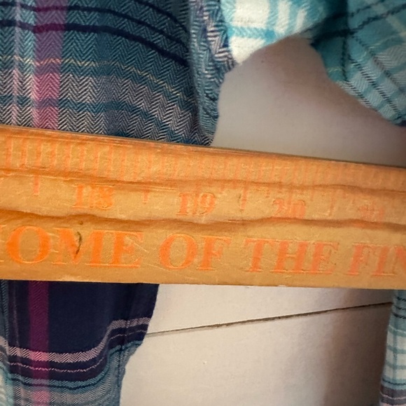 TOMMY BAHAMA M 100% Cotton blue-black plaid long sleeve woman button down - Picture 9 of 11